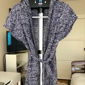 Gray sleeveless cardigan